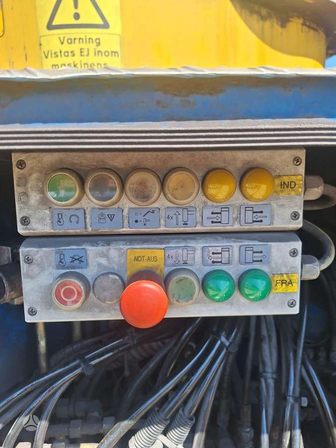 Scania P 3210, с краном