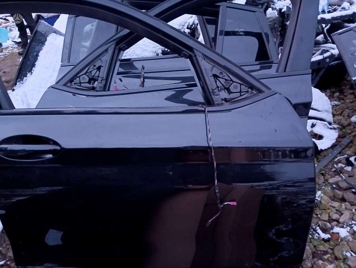 BMW X3 hood (front, rear)