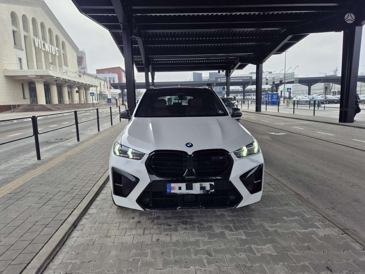 BMW X5, 3.5 l., visureigis / krosoveris