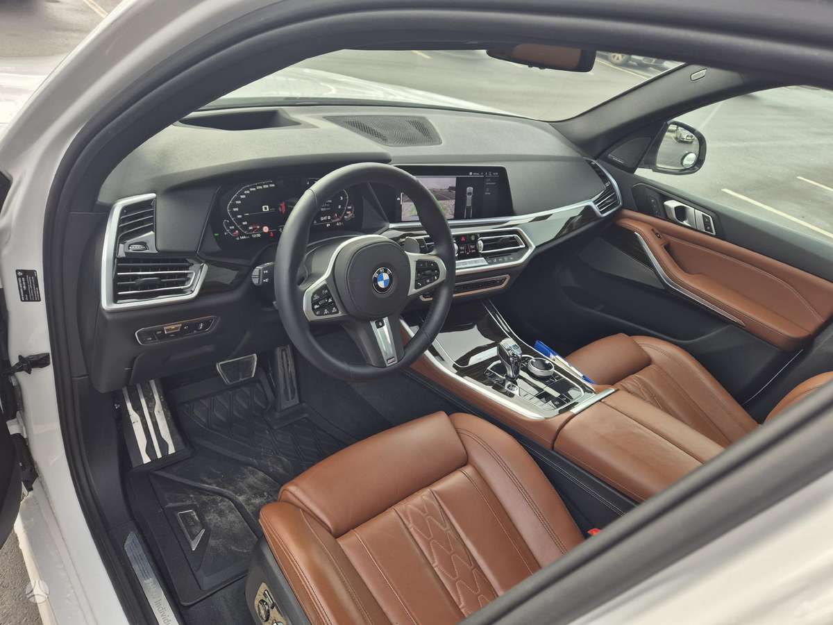 BMW X5, 3.5 l., visureigis / krosoveris