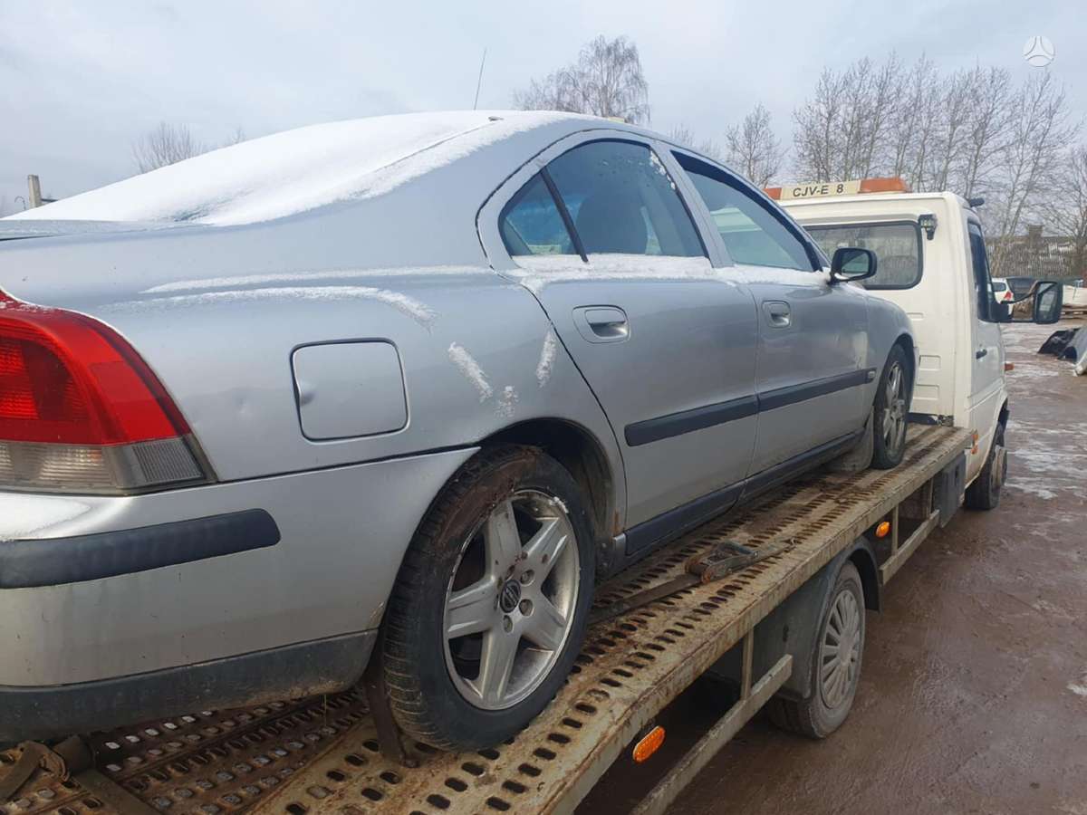 Volvo S60