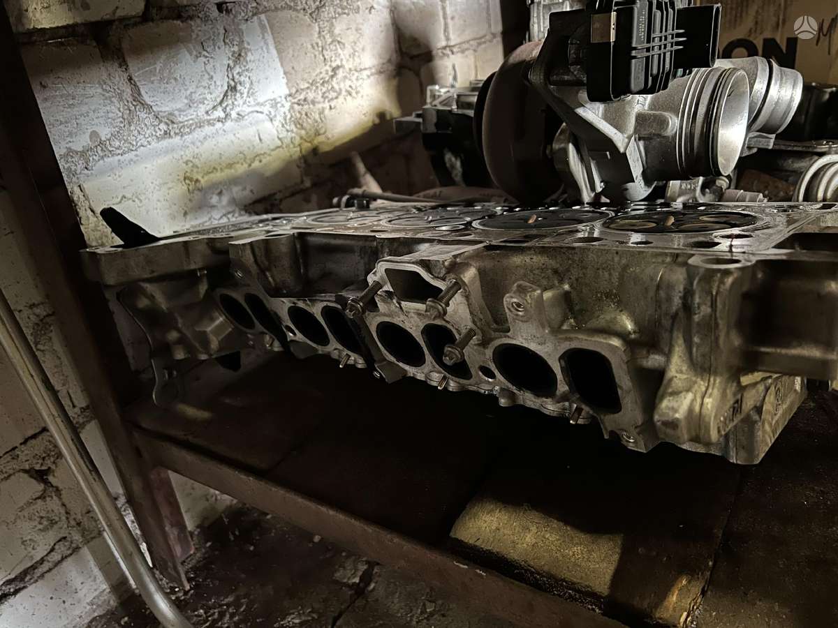 Mini Countryman детали двигателя