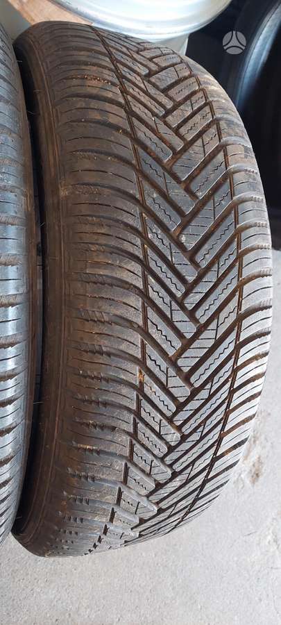 Hankook, всесезонные 205/55 R17