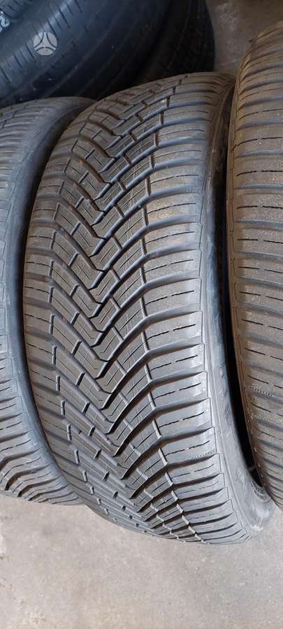 Continental, universalios 205/50 R17