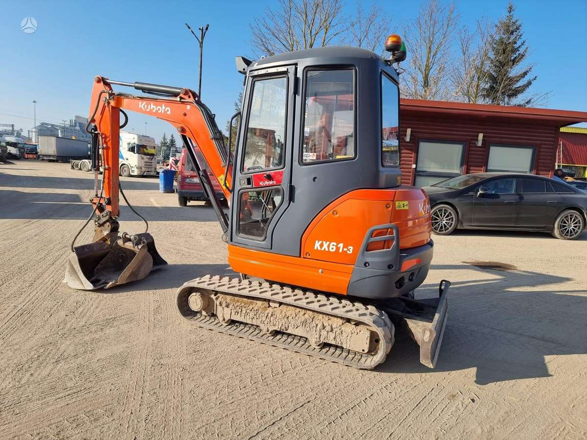 Kubota KX 61-3, mini excavator