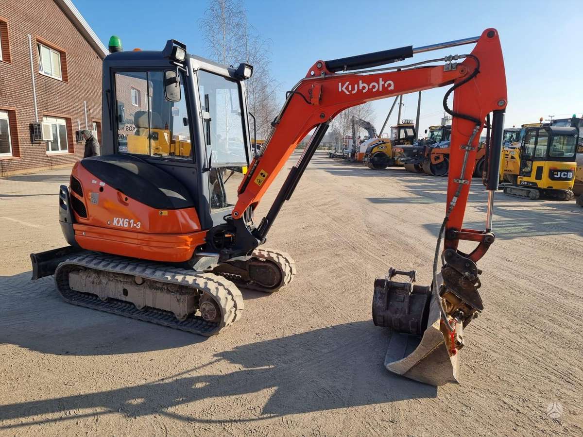 Kubota KX 61-3, mini excavator