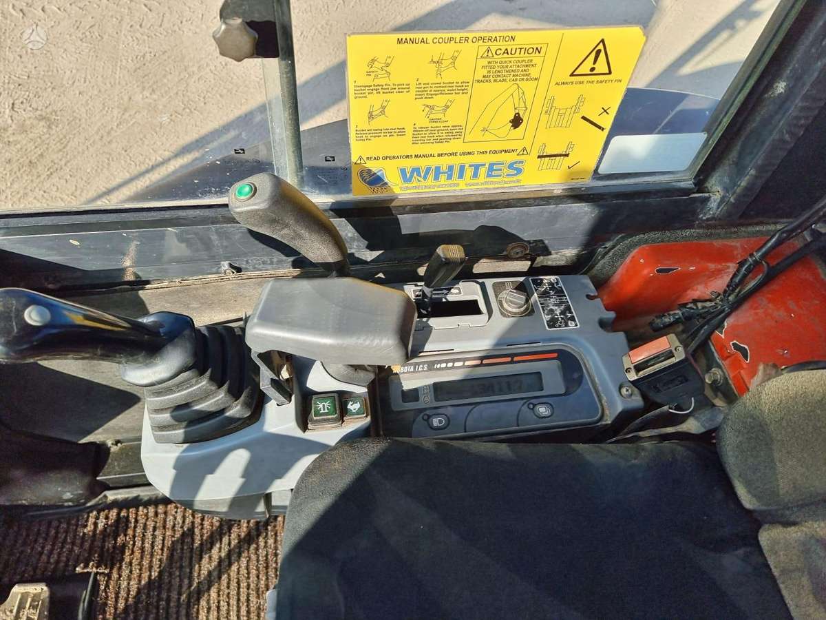 Kubota KX 61-3, mini excavator