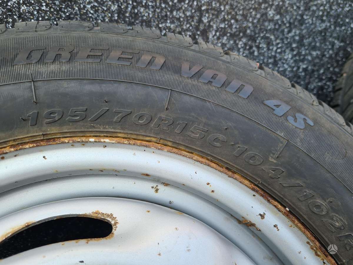 Ford TRANSIT, plieniniai štampuoti, R15