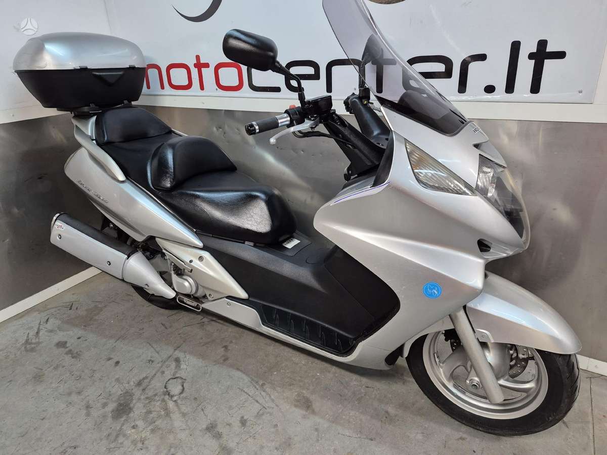 Honda Silverwing 600cc, scooters / mopeds