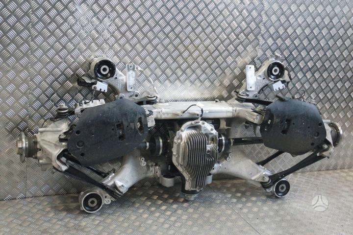 BMW XM, 18305A33F28, детали шасси
