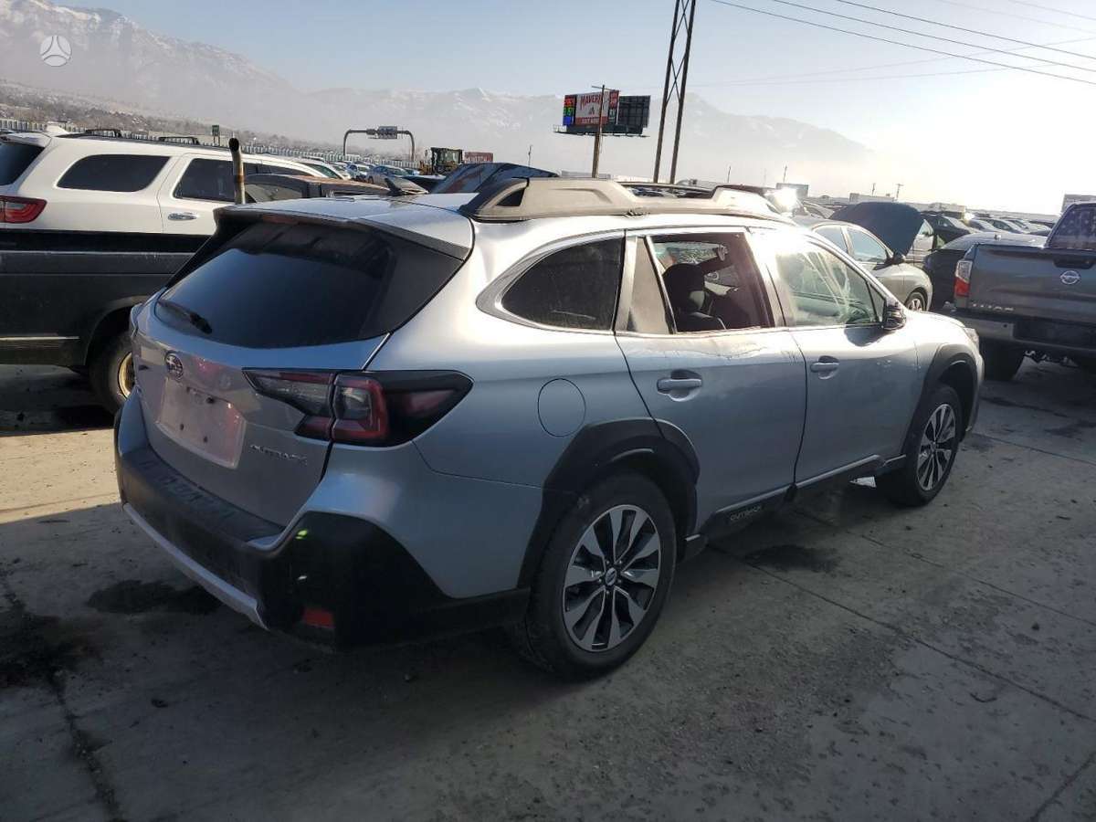 Subaru Outback kėbulo dalys