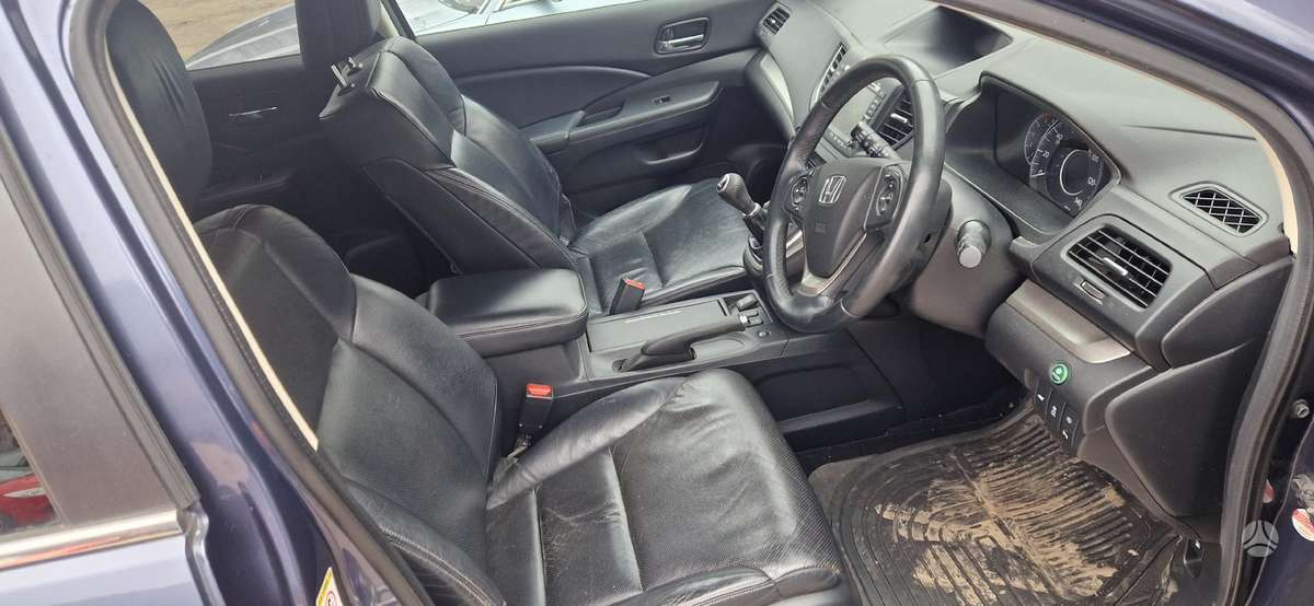 Honda CR-V rezerves daļās