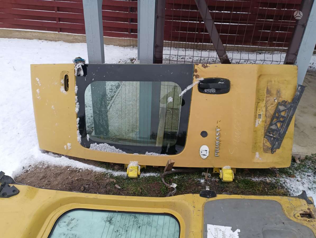 Opel Vivaro Kažkas varikliuj