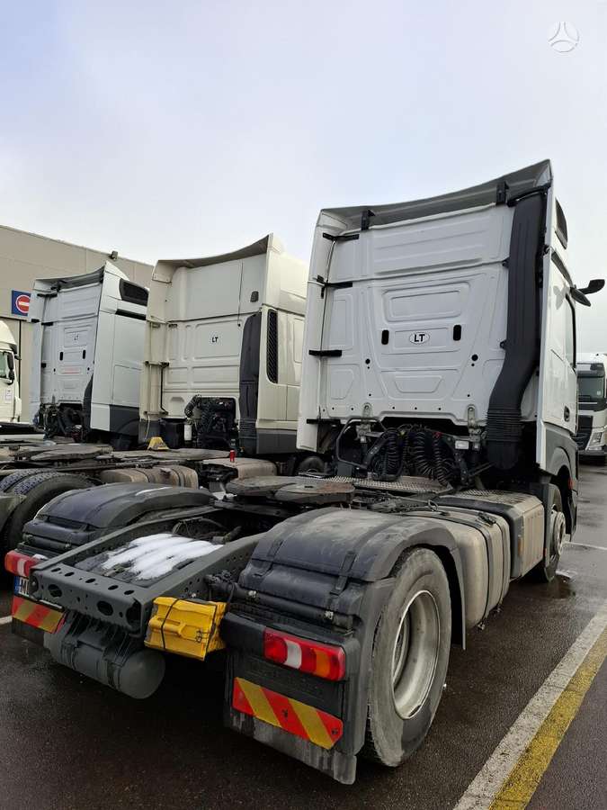 Mercedes-Benz Actros 5 1845 Big Space, double sleeper