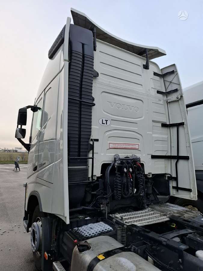 Mercedes-Benz Actros 5 1845 Big Space, double sleeper