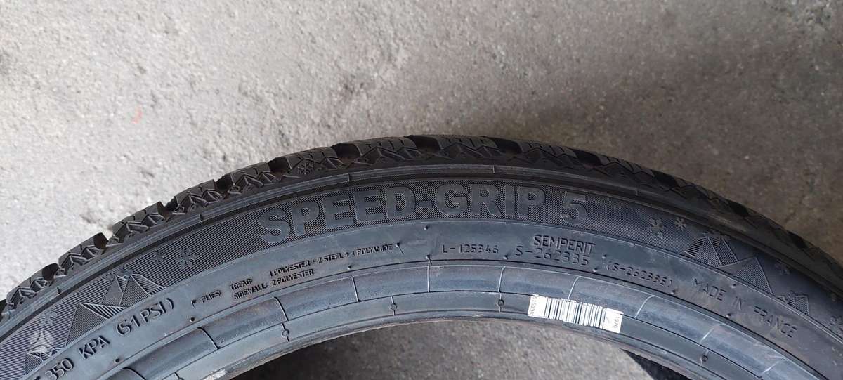 Semperit, зимние 225/40 R18