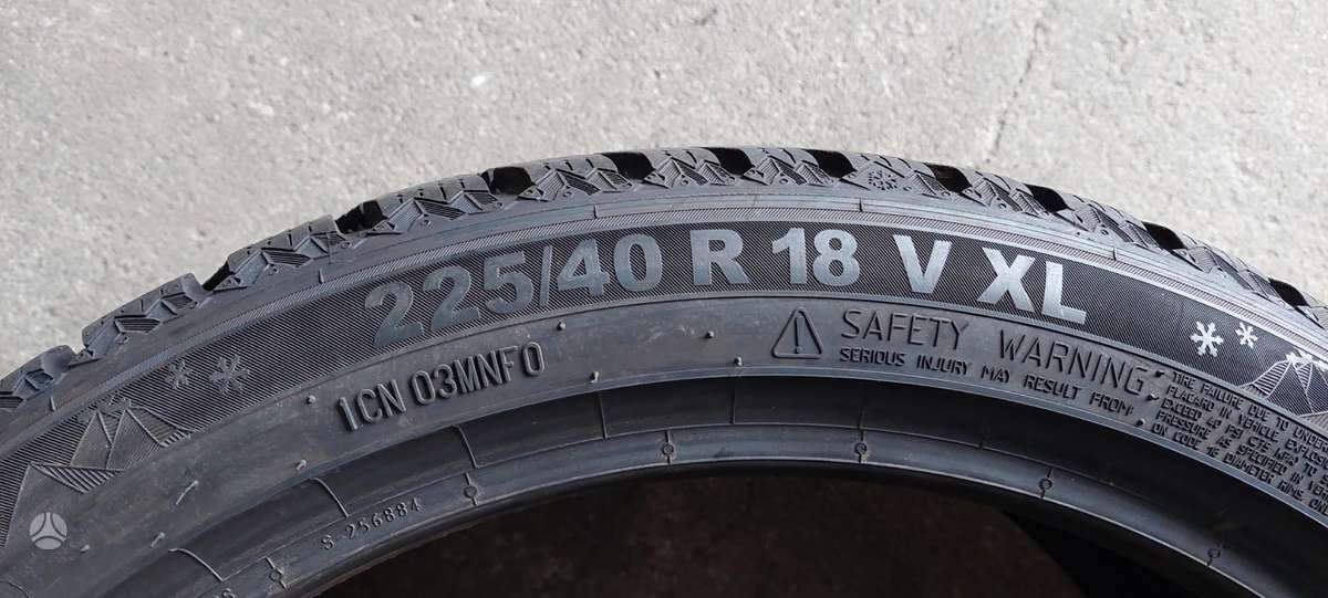 Semperit, ziemas 225/40 R18