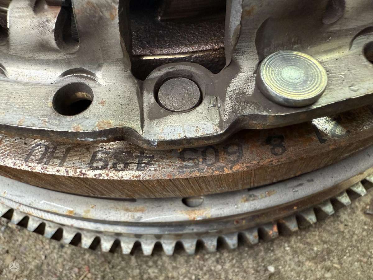 BMW 4 serija variklio detalės