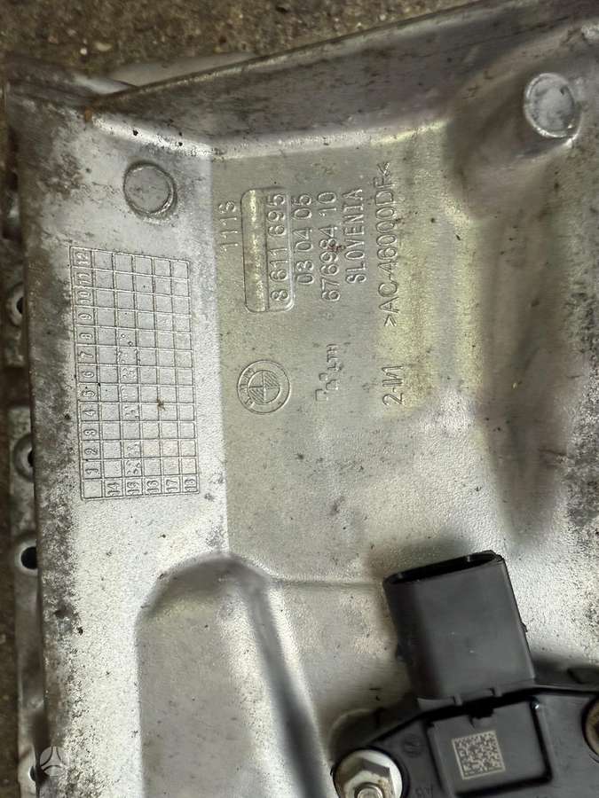 BMW 4 serija variklio detalės