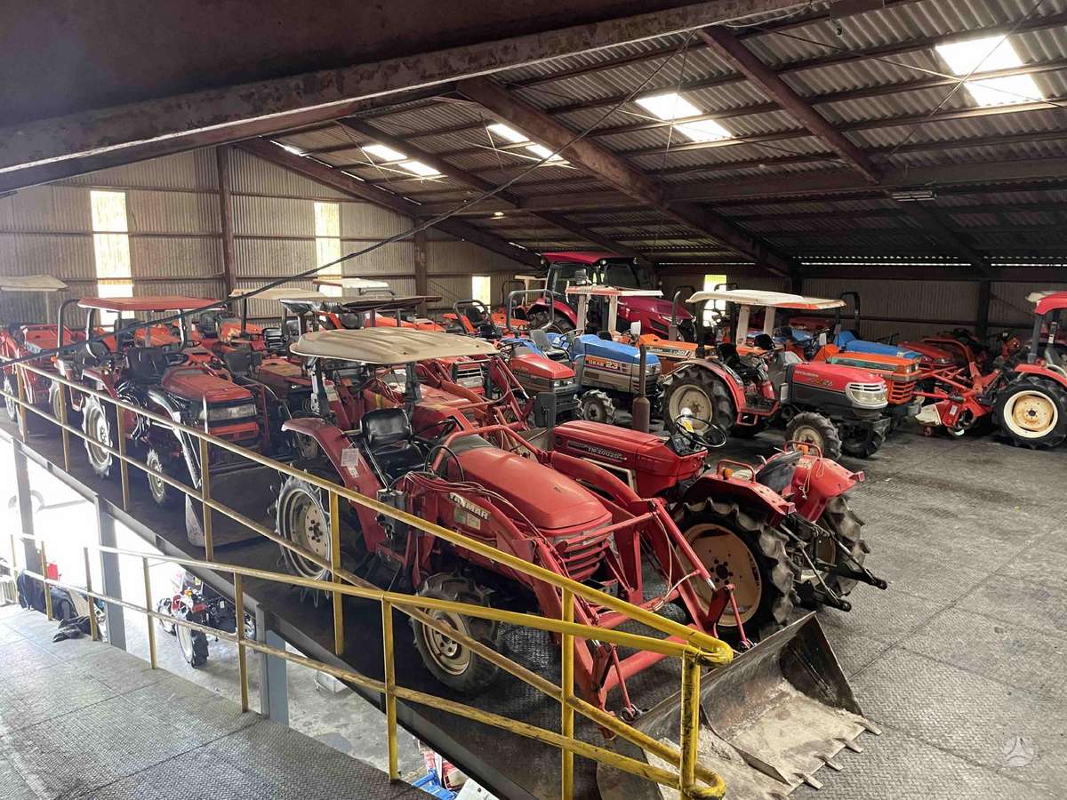 Iseki THS20, tractors