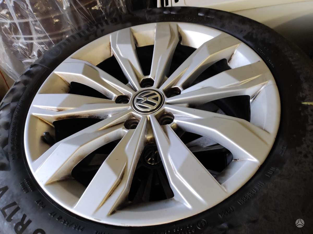 Volkswagen, light alloy, R17