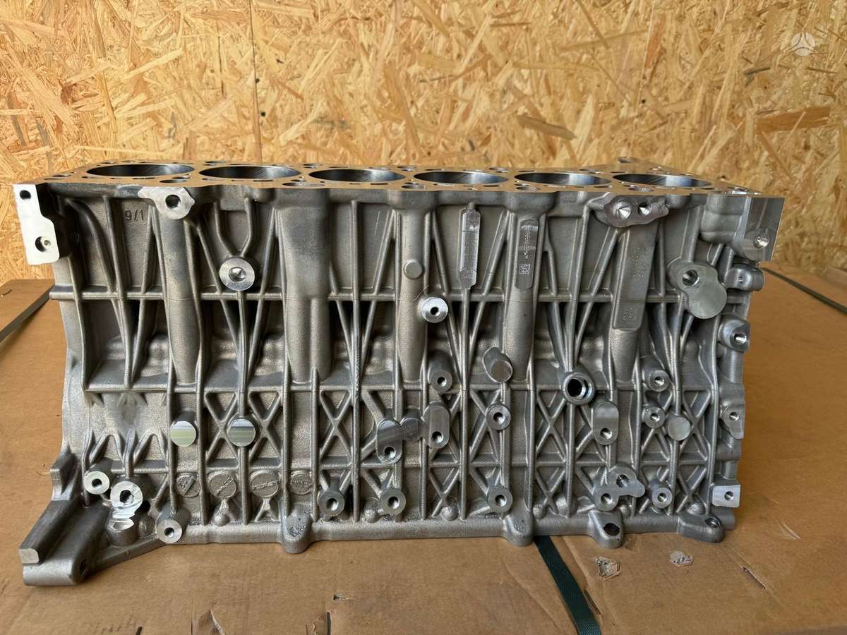 BMW X5, M57, engine block
