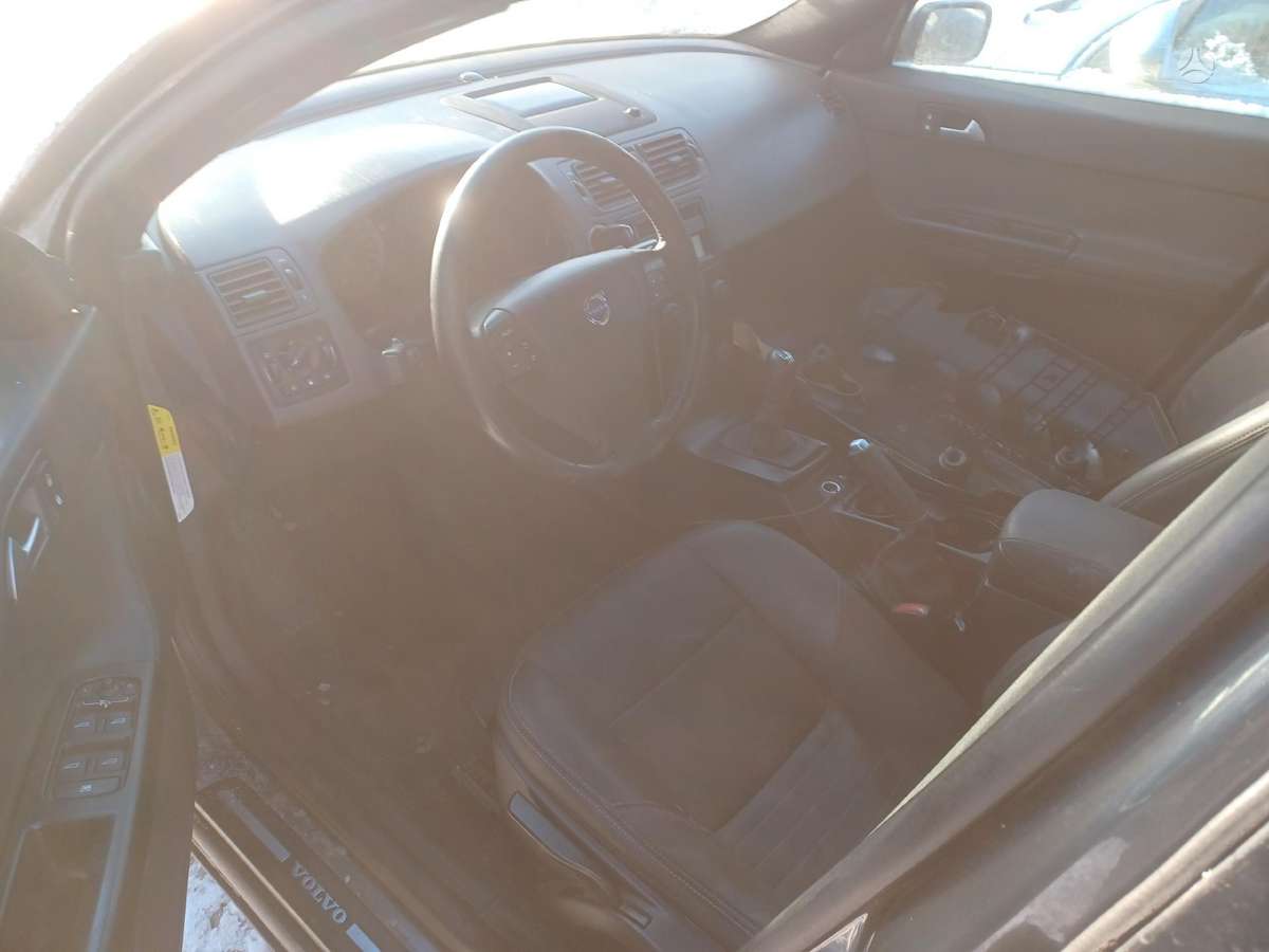 Volvo S40