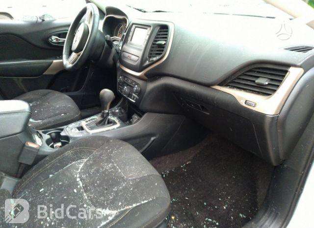 Jeep Cherokee dalimis