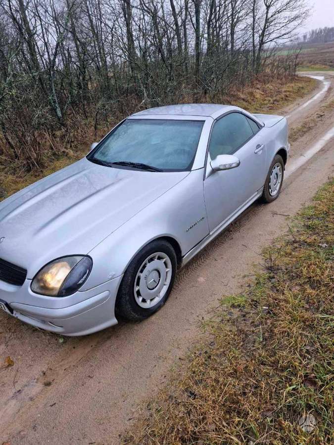 Mercedes-Benz SLK230 по частям