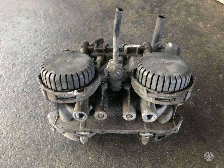 Mercedes-Benz EBS moduliatorius A0004296424, semi-trailer trucks