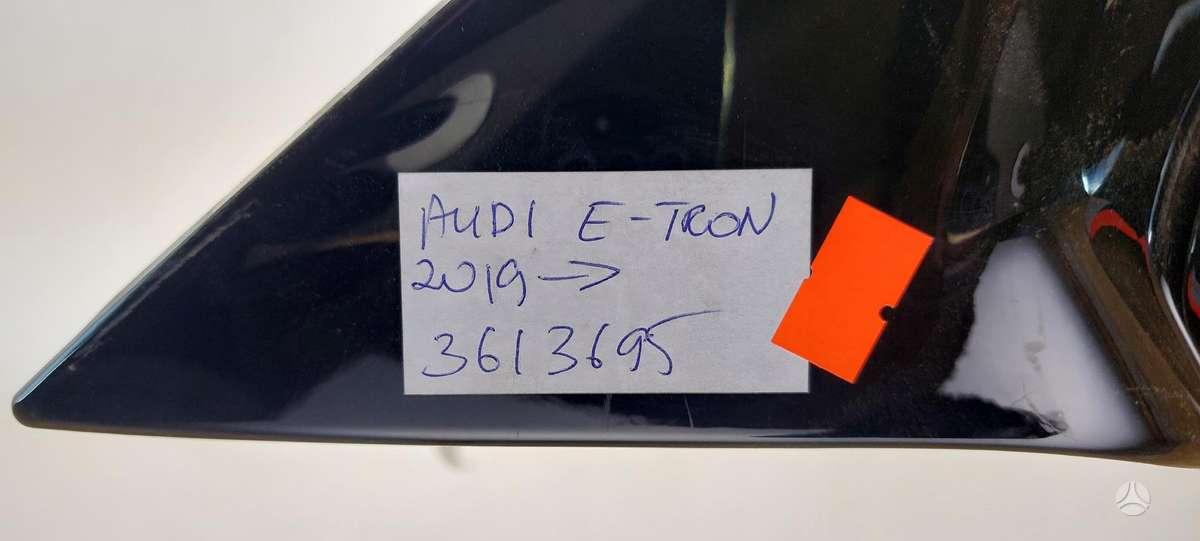 Audi e-tron Cen21327