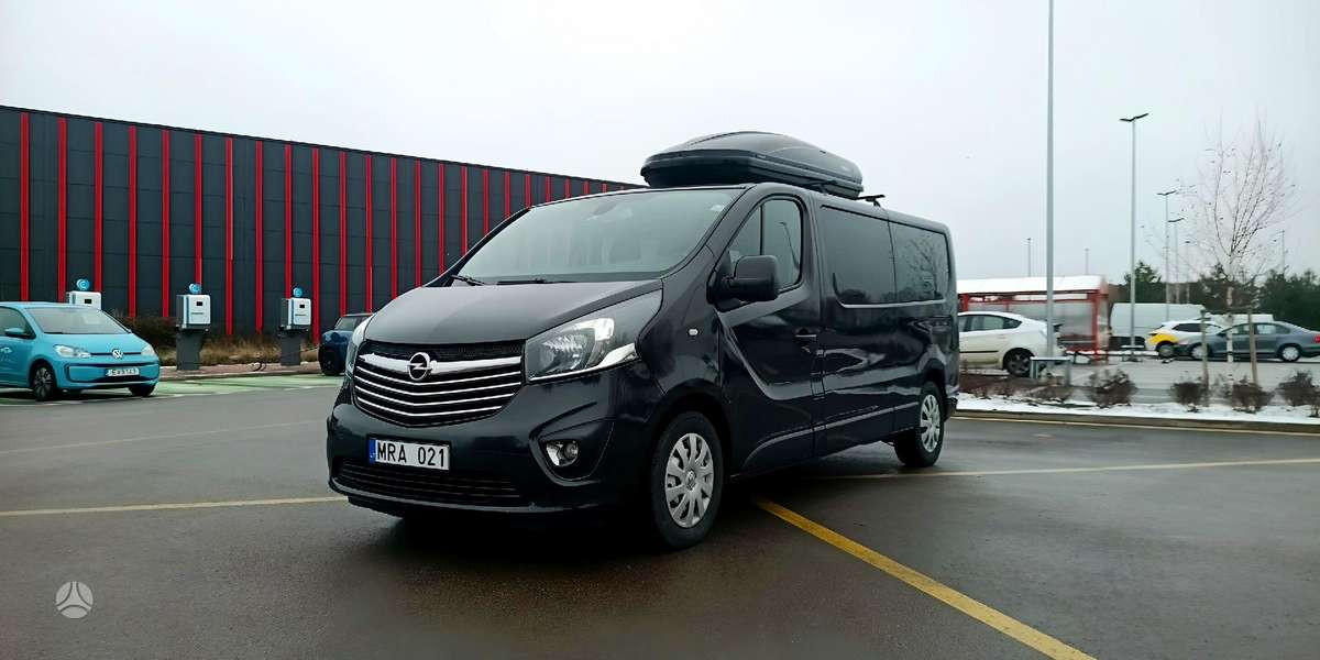 Opel Vivaro BiTurbo, passenger minibus