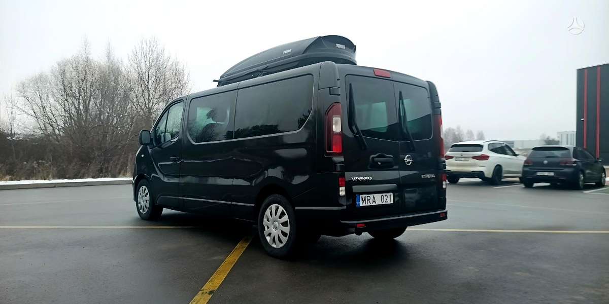 Opel Vivaro BiTurbo, passenger minibus