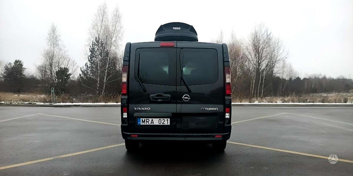 Opel Vivaro BiTurbo, passenger minibus