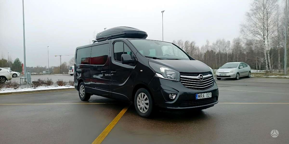 Opel Vivaro BiTurbo, passenger minibus