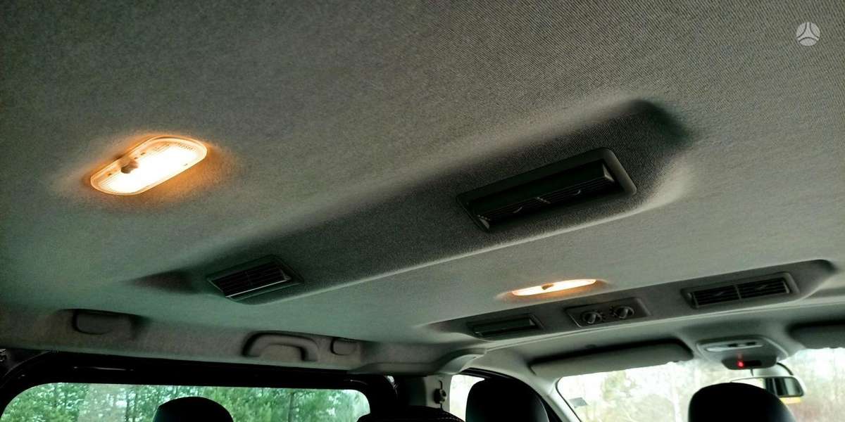 Opel Vivaro BiTurbo, passenger minibus