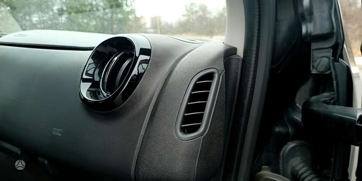 Opel Vivaro BiTurbo, passenger minibus