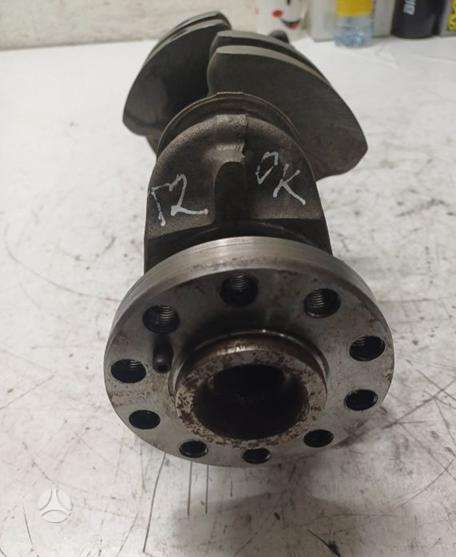 Volvo V60, D5244T7, crankshaft