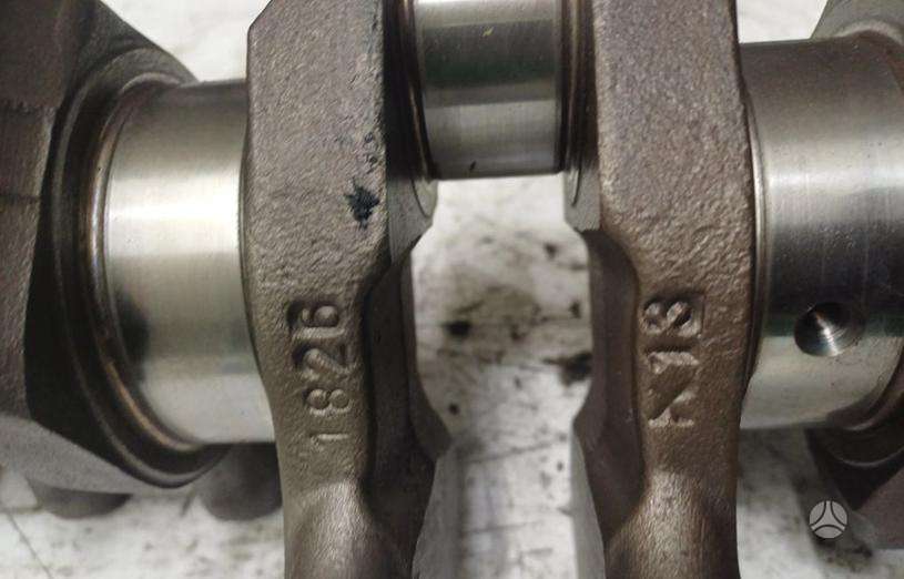 Volvo V60, D5244T2, crankshaft