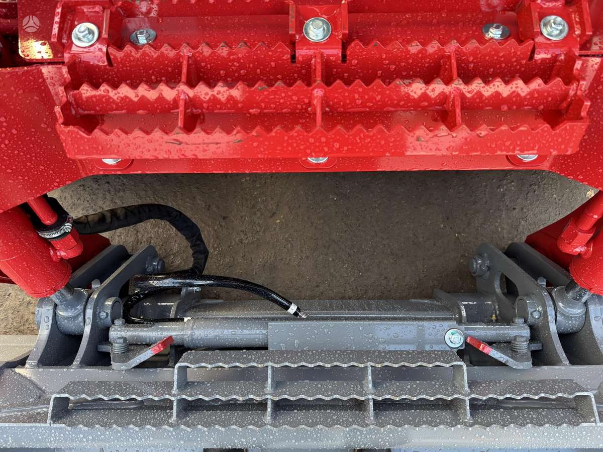 Takeuchi TL 10 V2, mini krautuvai