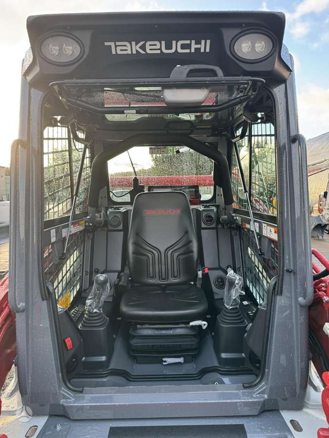 Takeuchi TL 10 V2, mini loaders