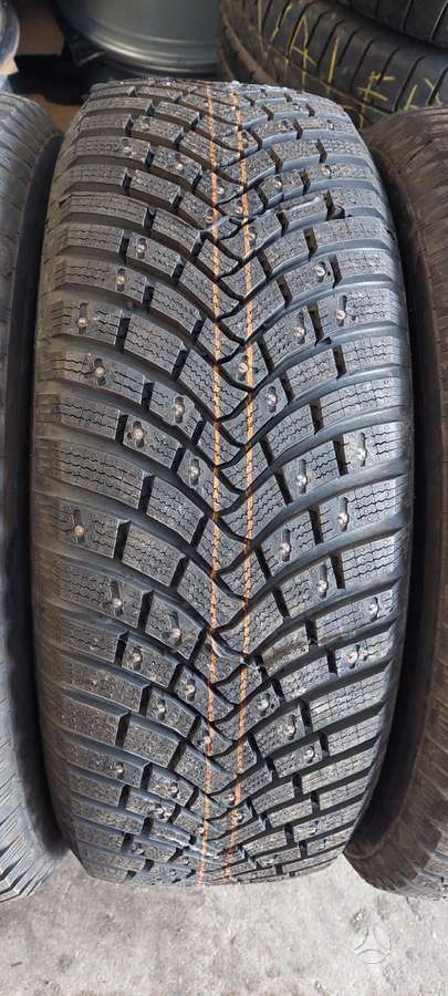 Continental, winter 225/60 R18
