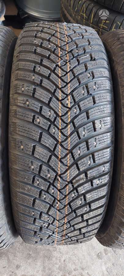 Continental, žieminės 225/60 R18