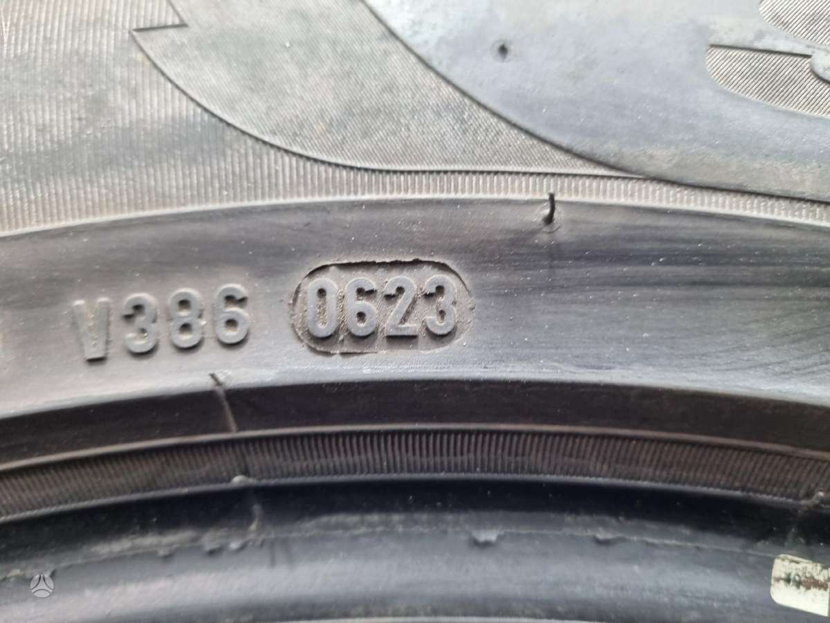 Pirelli 2023m, всесезонные 235/55 R19