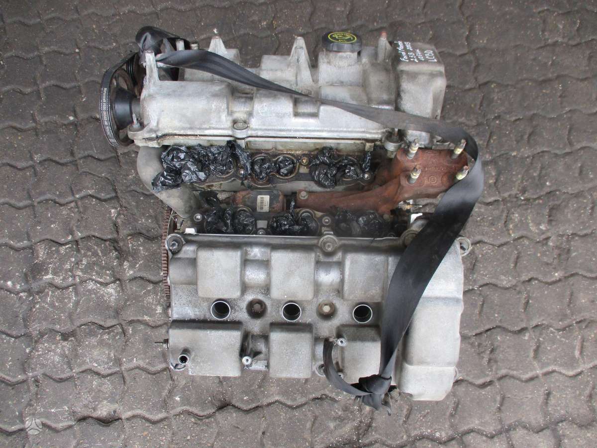 Ford Mondeo Variklis 2 5b lcbd