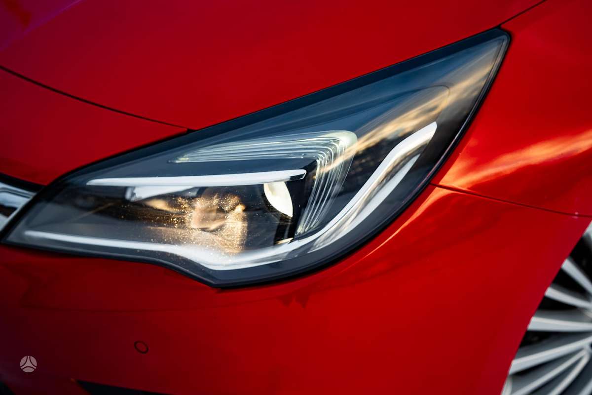 Opel Astra, 1.6 l., hatchback
