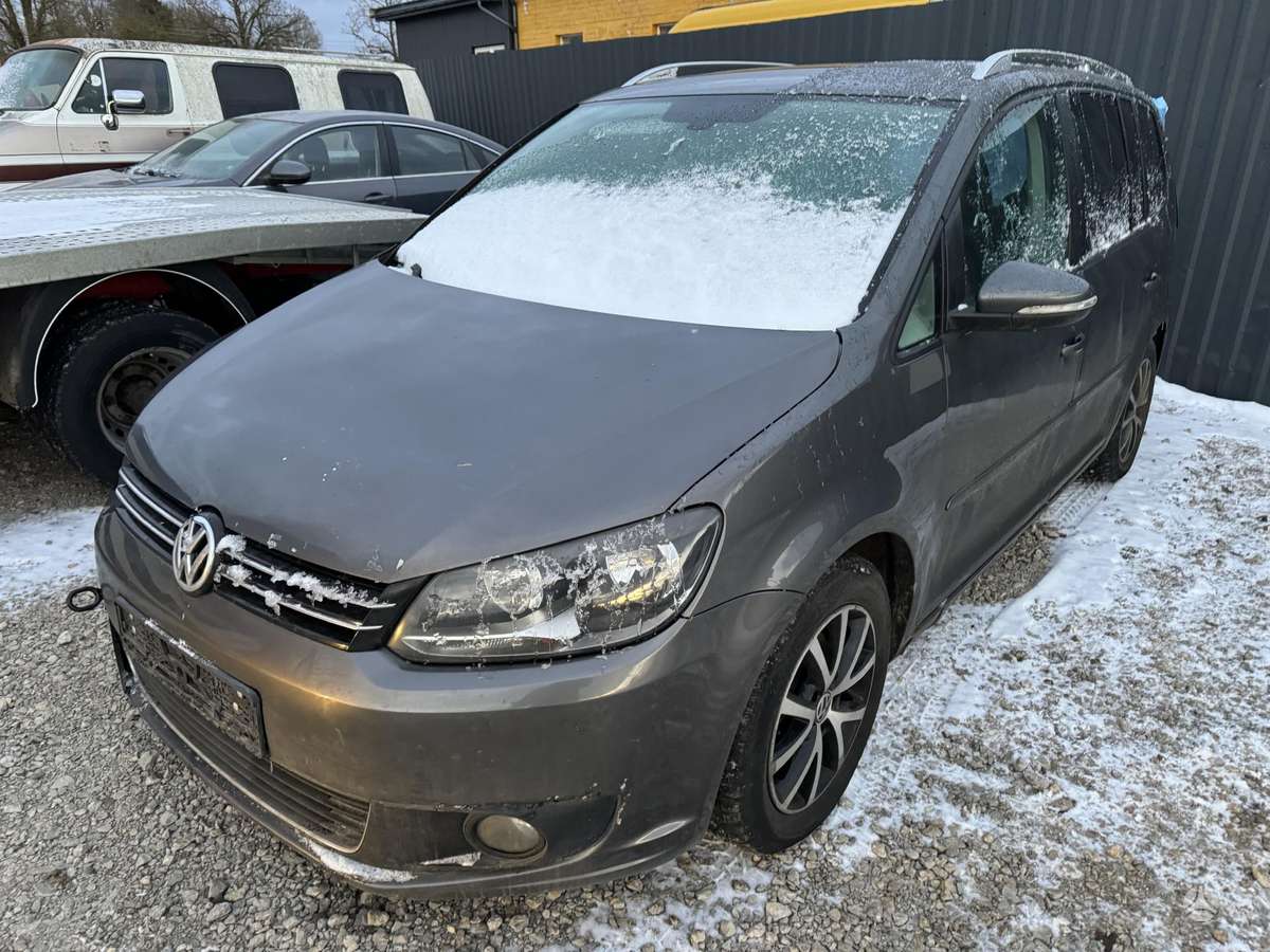 Volkswagen Touran dalimis