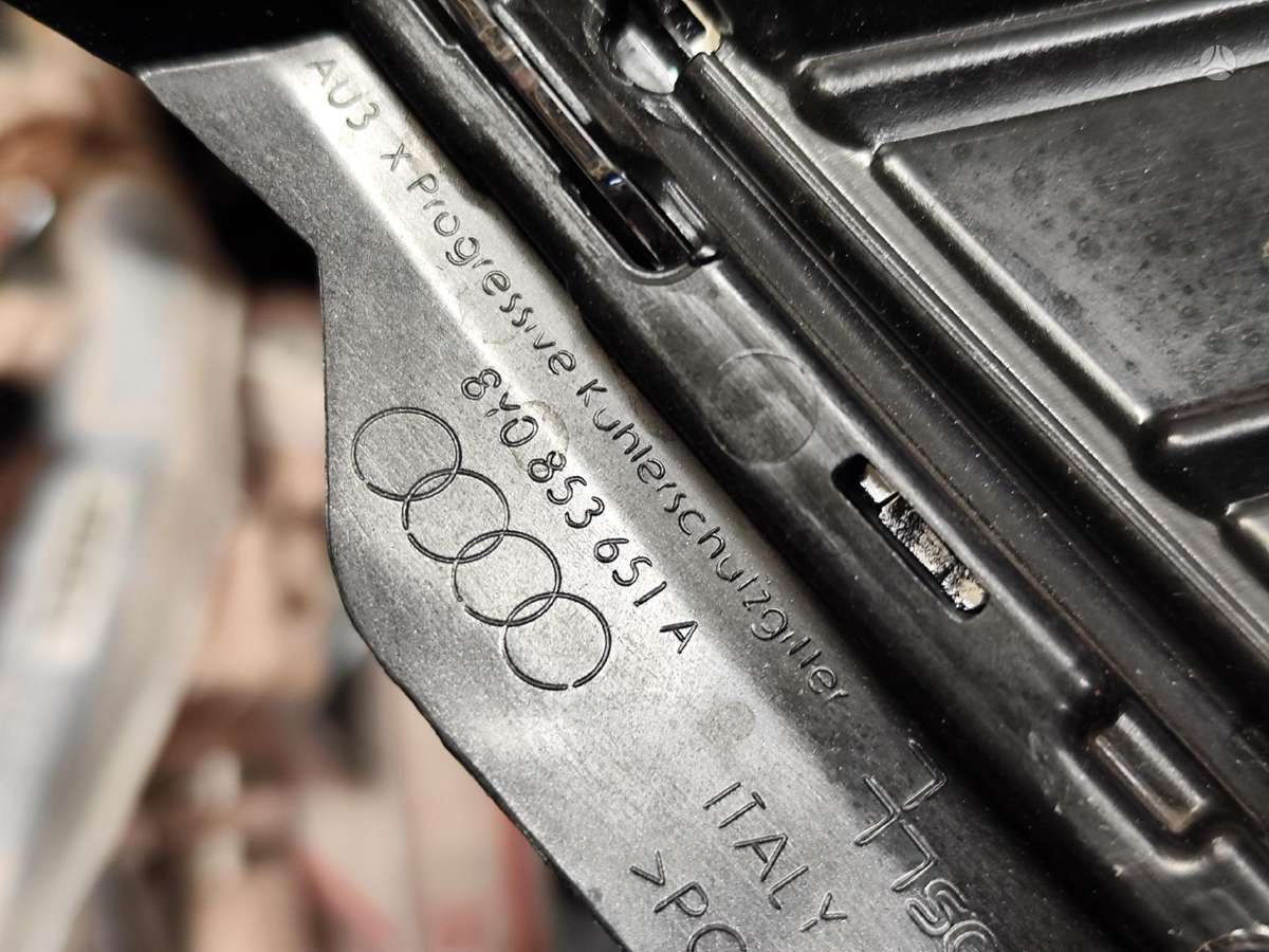 Audi A3, 8y0853651a