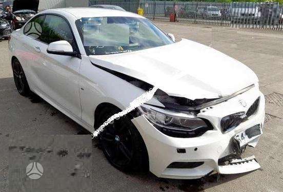 BMW M235