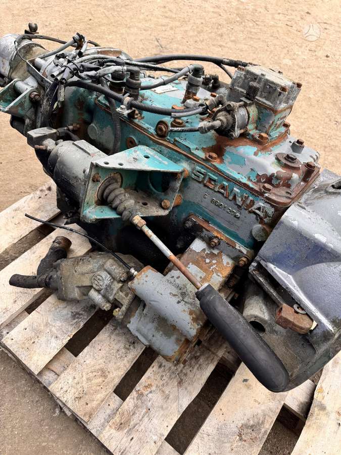 Scania 113 , GR871, trucks